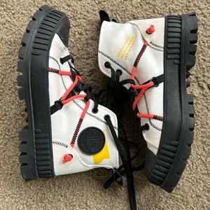 Palladium Pallashock boots